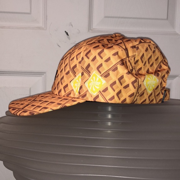 NEW ICECREAM Strapback hat - Picture 2 of 6